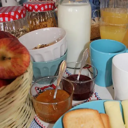 Alojamento de Acomodação e Pequeno-almoço Guest *